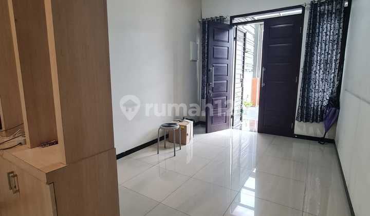 Disewakan Rumah Nyaman Siap Huni Minimalis Lokasi Strategis di Mekar Wangi Bandung