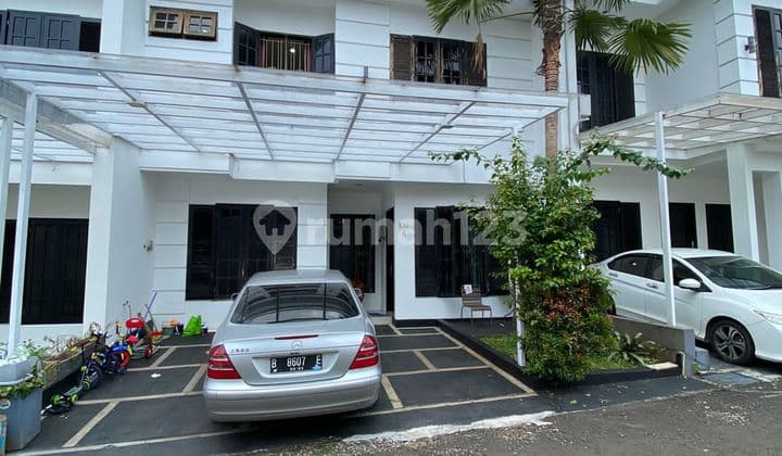 Rumah Cantik Minimalis modern Dalam Cluster Lebak Bulus