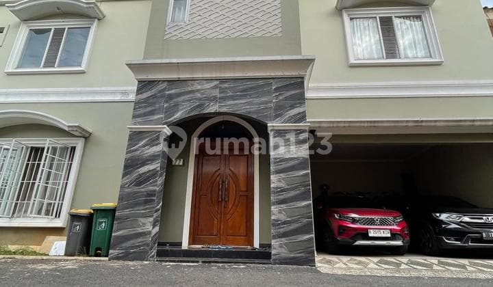 Rumah Cantik Dan Mewah Dalam Cluster Jatipadang
