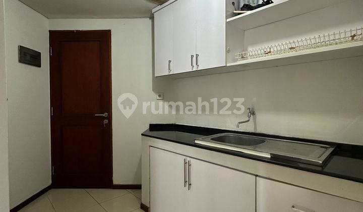 Disewakan Unfurnish Tipe 2Br Luas 82M Apartment Royal Mediterania Garden Residence
