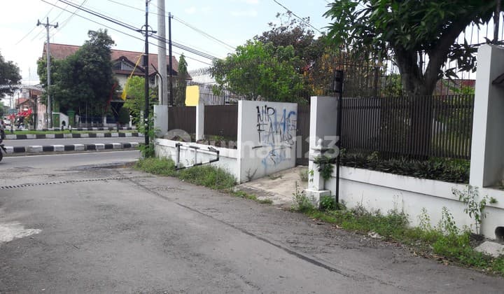 Tanah Strategis Dipinggir Jalan Ringroad Utara