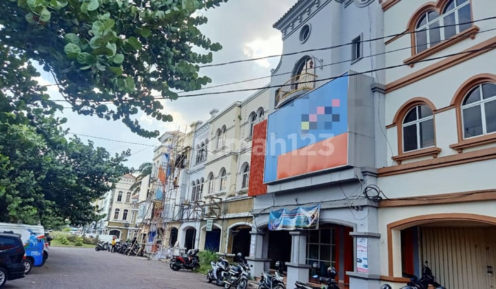 DIJUAL Ruko 3 Lantai dekat kampus UPN Yogyakarta