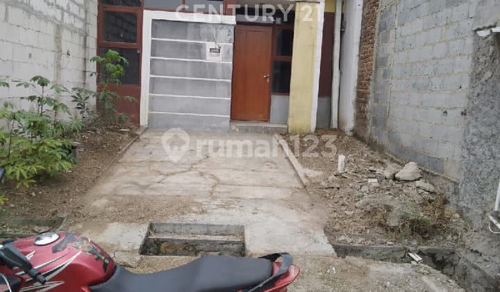 Rumah Sederhana di Komplek Sanggar Indah Citapen