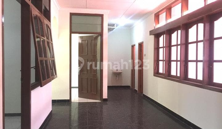 Rumah Bagus di Komplek Margahayu Raya Bandung