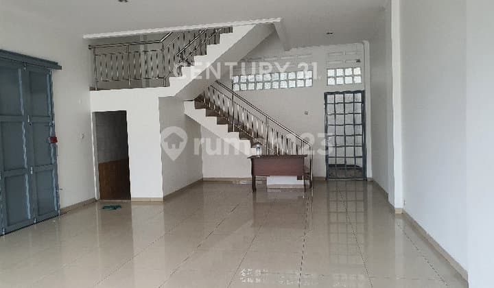 Ruko Baru 2.5 Lantai Siap Pakai di Sayap Holis Bandung