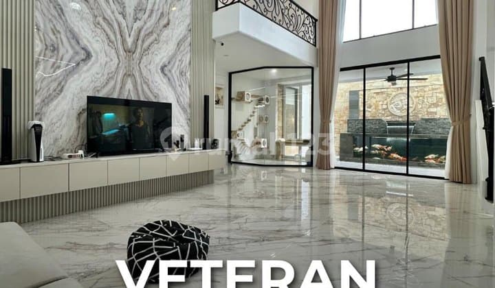 Rumah Brand New Ada Private Pool di Veteran Jakarta Selatan