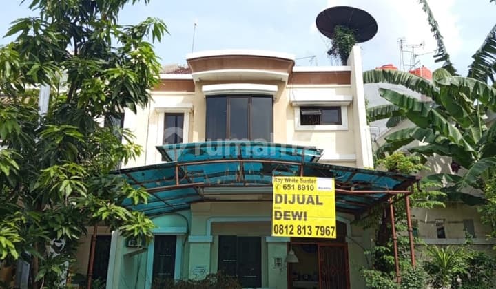 Rumah Sunter Mediterania Jalan Bolevar Uk 6X18 Hadap Selatan
