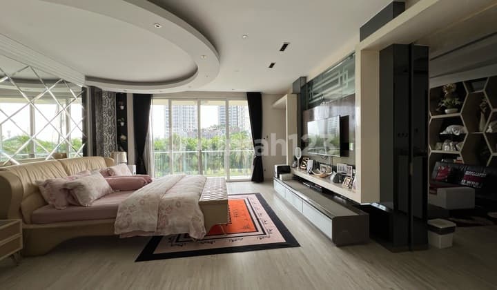 Town House Springhill Kemayoran Jakarta Uk 10x30 M2 Bagus View Golf Ada Gym Karaoke Lantai Marmer Renov Sangat Bagus