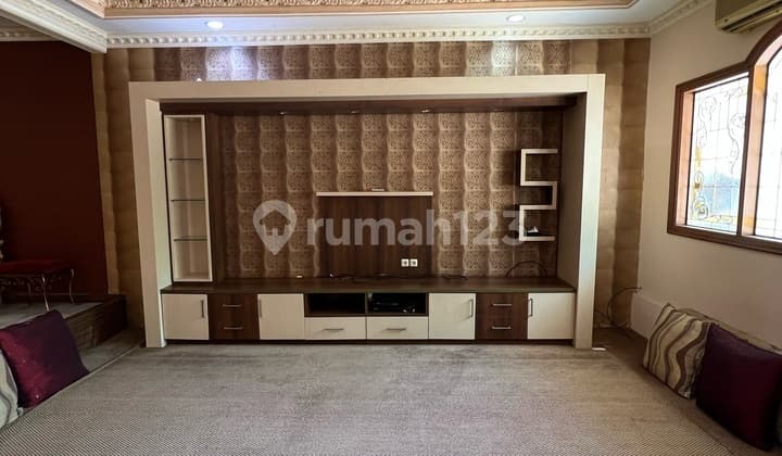 East-Facing Sunter House, Land Size 7.5x26 m², 2-Story Building, Wide Road, Quiet Location