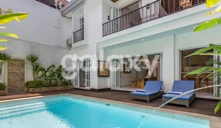Villa Modern Tropical Umalas Bumbak Kerobokan Badung, Bali