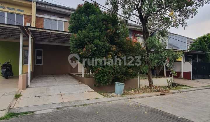 For Rent: 2-Story House with 3 Bedrooms in Talaga Bestari, Tangerang