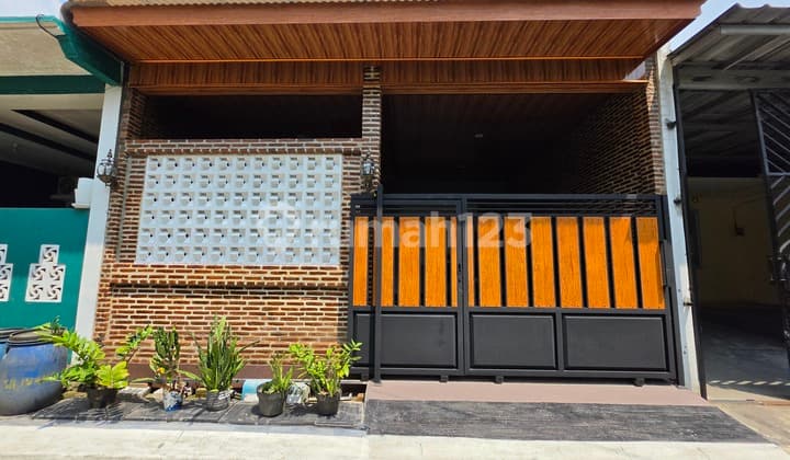 Disewakan Rumah Taman Palem Bangunan Baru Renovasi Talaga Bestari Tangerang