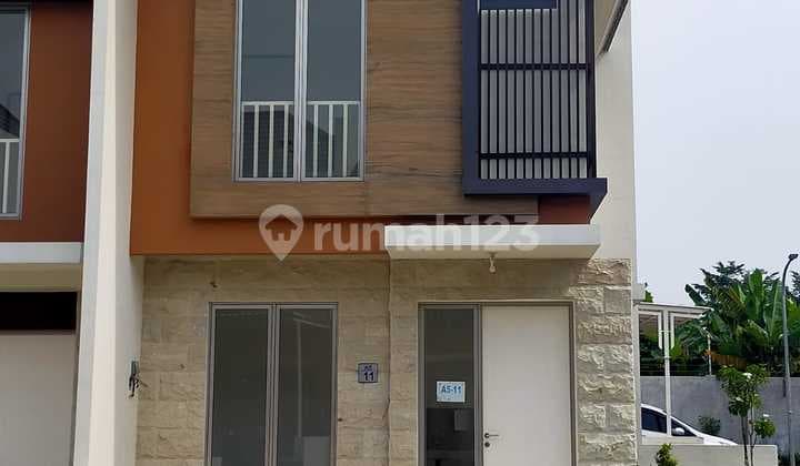 Dijual Rumah Greenland