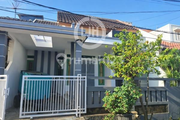 Dijual Rumah Luas Selangkah ke Mall dan Pusat Kuliner di Galaxy Bekasi