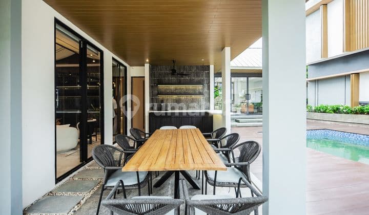 Rumah Baru 3 Lantai di Atang Senjaya Bogor, 25 Menit ke KRL Bogor