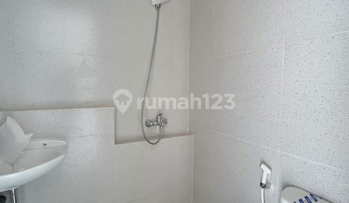 Rumah 2 Lantai di Semplak Bogor, Nuansa Asri Bebas Banjir