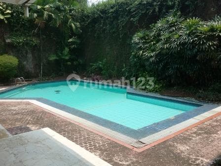 Rumah Cantik 2 Lantai Dengan Kolam Renang di Lebak Bulus, Hub 0813xxxxxxxx