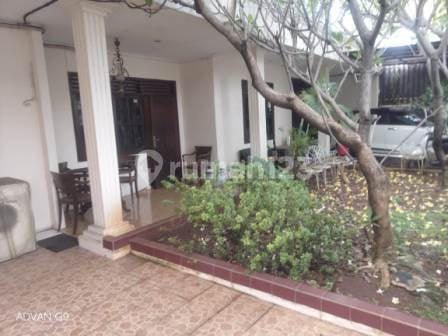 Rumah Dijual, Area Tebet Timur, Jalan 2 Mobil. Hub 08131838xxxx