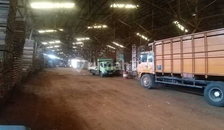 Dijual Kavling Dengan Luas Tanah 8600m2 40mx200m di Area Jl Raya Parung, Bogor, Hub 08131838xxxx,