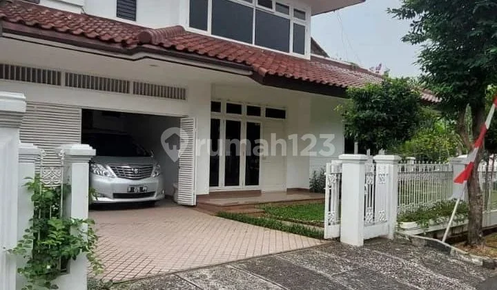 Rumah Asri, Aman Nyaman Dalam Komplek Tebet Mas, Jakarta Selatan,terletak Diarea Komplek Elite Tebet,hoek,depan Taman,keamanan 24 Jam,lingkungan Tenang, Nyaman Dan Aman,dekat Pusat Kuliner Tebet, Harga Nego Hub 0813xxxx Satu Delapan Tiga Delapan