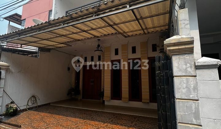 Disewakan Rumah Siap Huni di Tebet Barat Dalam, Hub 0813xxxxxxxx