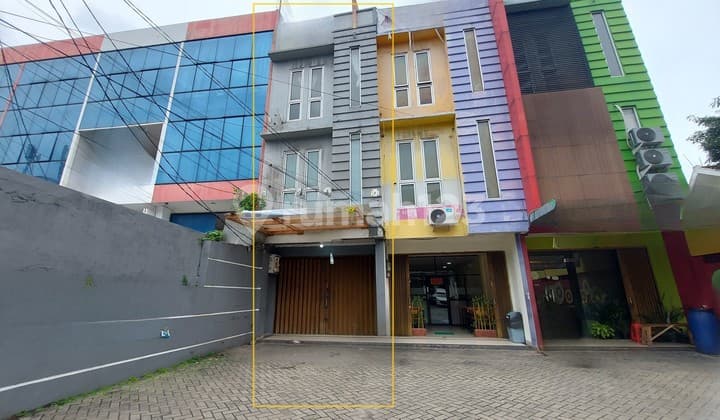 4m x 25m Ruko, 3.5 Floors in Strategic Location Tebet Raya South Jakarta