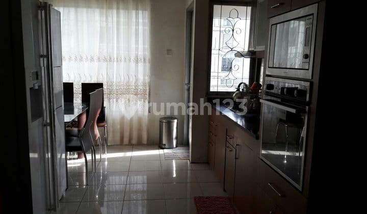 Dijual Apartemen Sudirman Park 3BR, Semi Furnished, Strategis & Murah, Hub: 08131838xxxx.