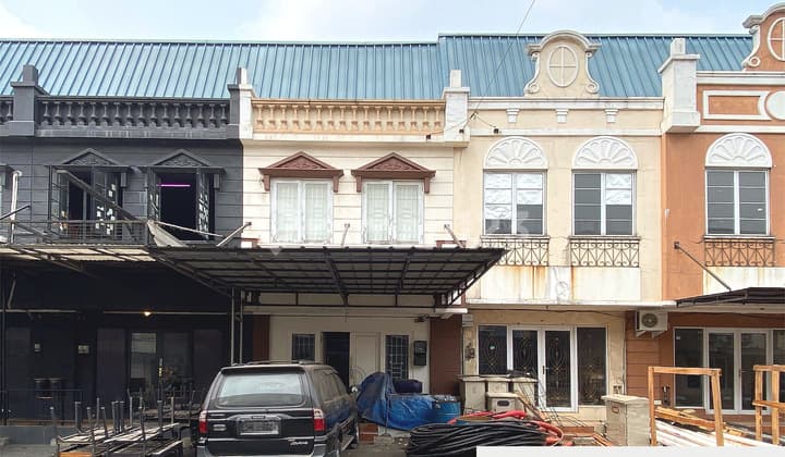 Ruko di Kota Wisata, Cibubur