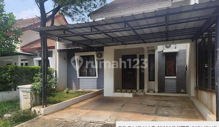 Rumah di Legenda Wisata, Cibubur