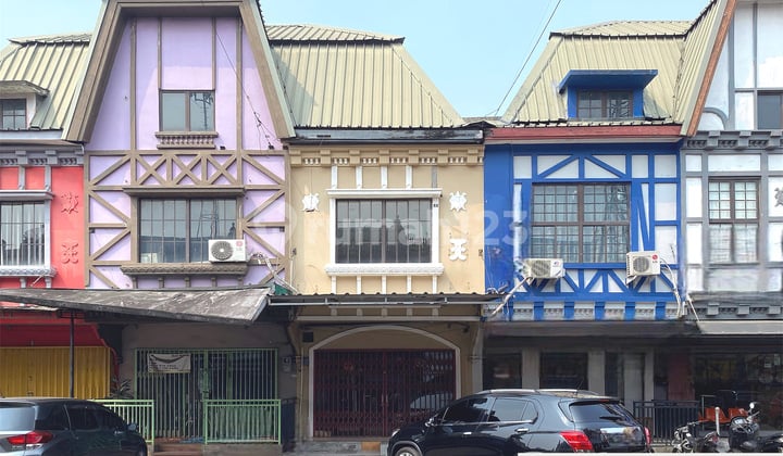Ruko Siap Pakai di Kota Wisata, Cibubur