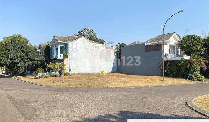 Kavling Hoek di Kota Wisata, Cibubur