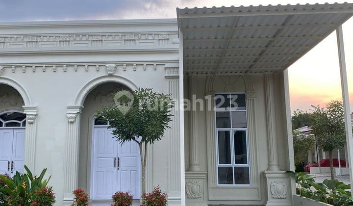 Rumah Cluster Tengah Kota Berkonsep Eropa Classic Dan Elegant