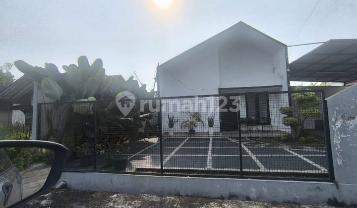 Rumah Minimalis Bonus Kolam Renang Dekat Pengadilan Agama Parit Indah