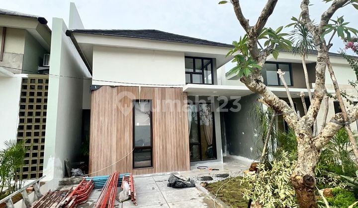 Perumahan Elite Botanica Springhill Dekat Kantor Pertamina