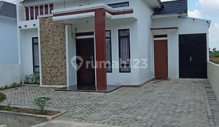 Rumah Siap Huni Lokasi Dekat Jalan Sembilang Rumbai