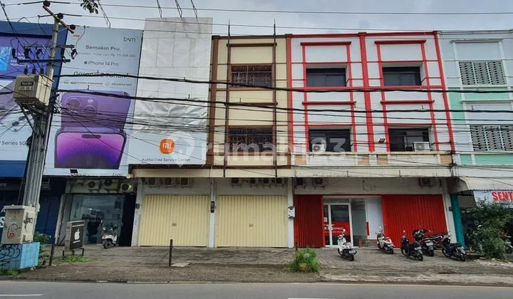 For Rent: Commercial Building on Jenderal M Yusuf Street For Rent: Commercial Building on Jenderal M Yusuf Street