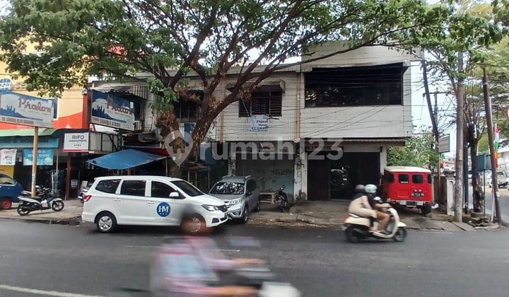 Dijual Ruko 2 lantai di Jalan Veteran Selatan
