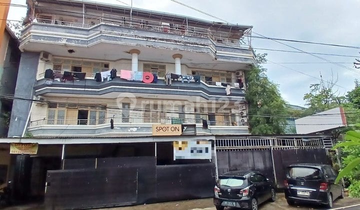 For Sale: Ince Nurdin Street Building For Sale: Ince Nurdin Street Building