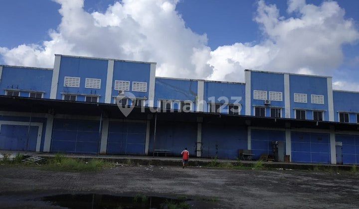 Warehouse for Sale on Parangloe Main Road Warehouse for Sale on Parangloe Main Road