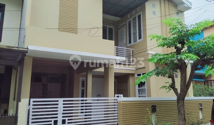 Rumah Bagus, 2 Lantai siap huni di Bintaro