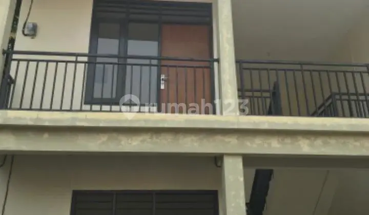 kontrakan 6 pintu siap huni lokasi nyaman di Pondok Aren.