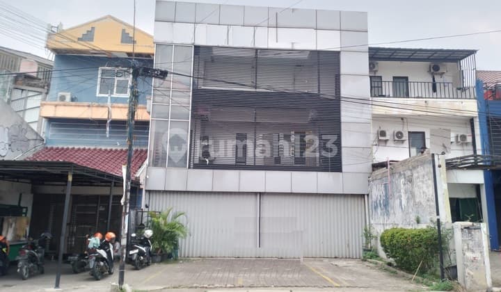 Twin Shophouse, Strategic Location Suitable for Business or Office in Bintaro.