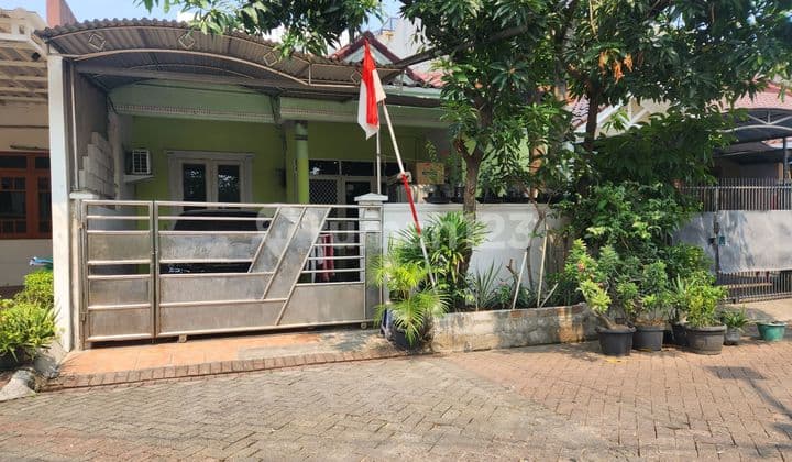 Rumah dalam komplek perumahan di Kalideres Jakarta Barat