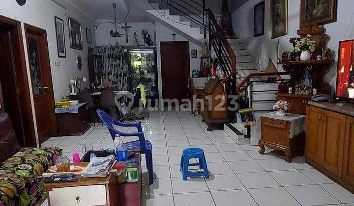 Rumah Full Tingkat Taman Alfa Indah Jakarta Barat Luas 144M Dimensi 8X18 Bangunan Mandiri Fasilitas Perumahan Lengkap & Dekat Pintu Toll Dalam Kota / Luar Kota