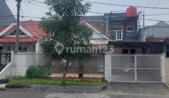 Affordable Citra 2 Cengkareng House, 4-Car Access, Near Kristoforus School