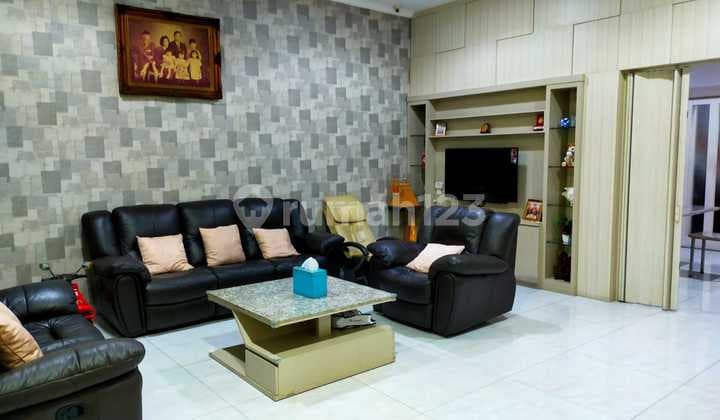 Rumah 3 Lantai Minimalis Modern Muara Karang Pluit Blok.2 Semi Furnished