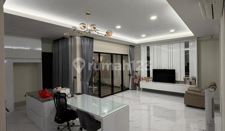Rumah2 Lantai Alam Sutera Narada Full Furnished Siap Huni