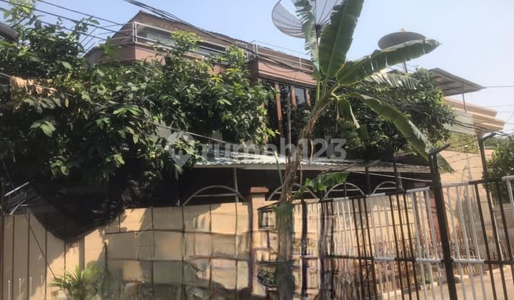 Rumah 3 Lantai Green Garden Harga Dibawah NJOP Siap Huni