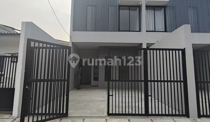 Rumah Minimalis Modern Di Kav Dki Meruya Utara Jakarta