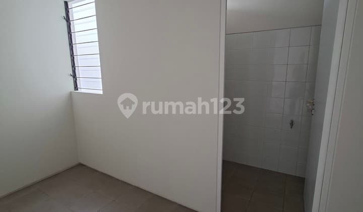 Rumah Minimalis Baru 3 Lantai Town House Alfa Just Finished Siap Huni bisa Cash / KPR
